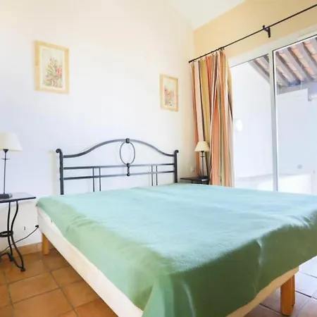 Apartment Les Bastides Aux Restanques Du Golfe De St Tropez - Maeva - Bastide Pour 6 Personnes Belle Vue Sur La Baie Mae-7833 Grimaud